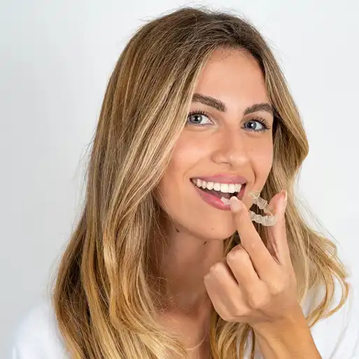 Home 14 modelo invisalinig aparelho invisivel sorriso dentmais clinica odontologica niteroi